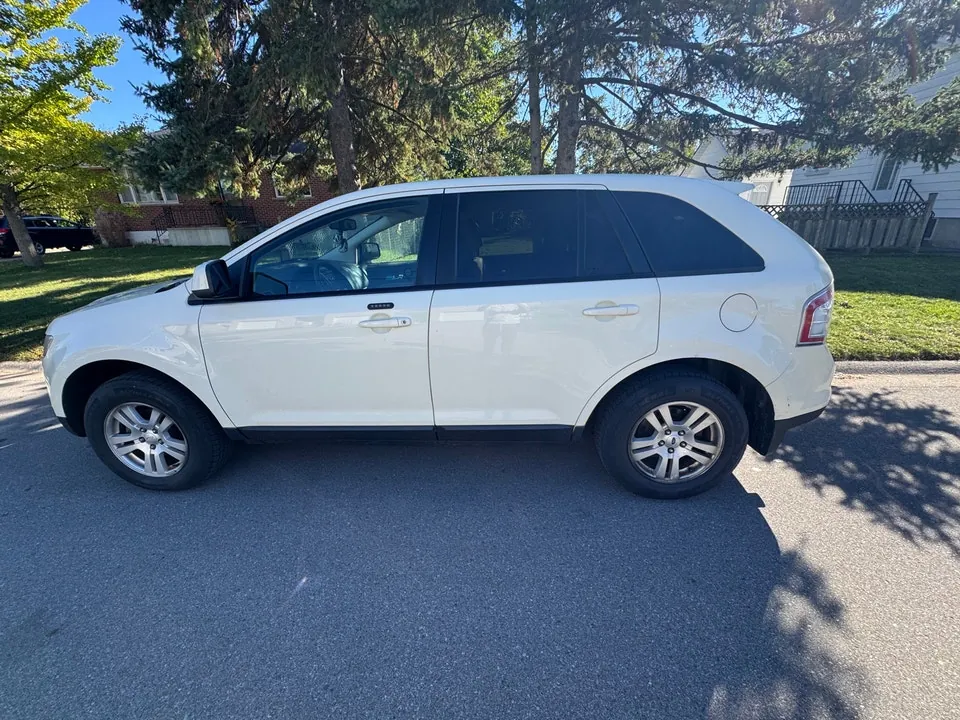 Ford Edge 2008 photo 2