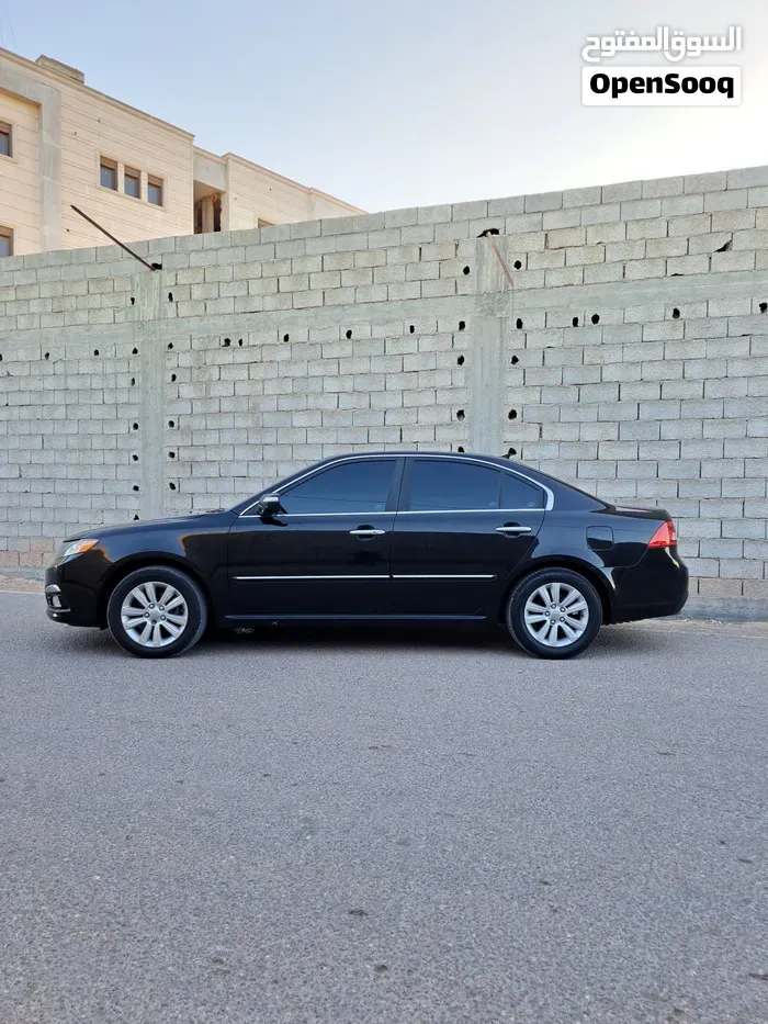 Kia Lotze 2010 photo 4
