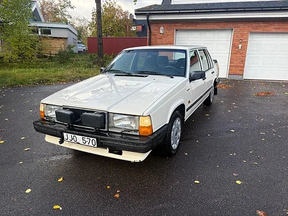 Volvo 740 1988 photo 4