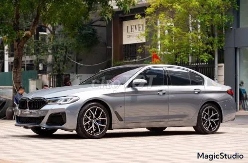 BMW 5 Series 2019 photo 3