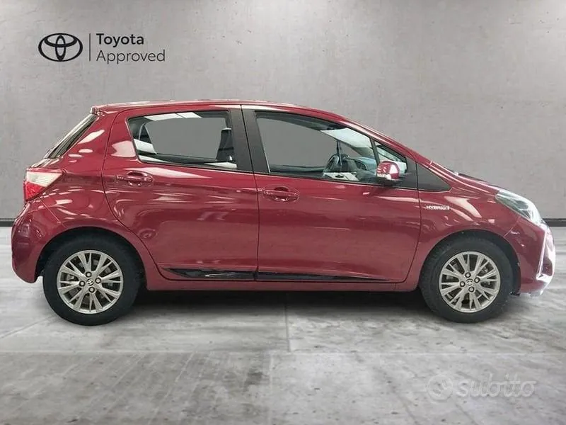 Toyota Yaris 2017 photo 3