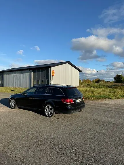Mercedes-Benz E220 2014 photo 4