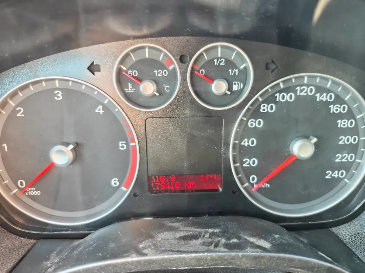 Ford Focus 2007 photo 2