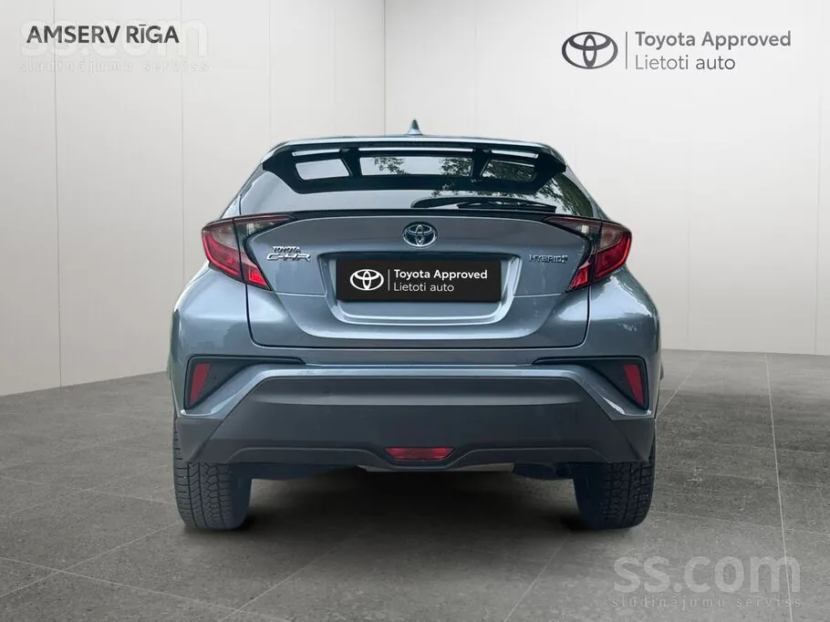 Toyota C-Hr 2023 photo 4