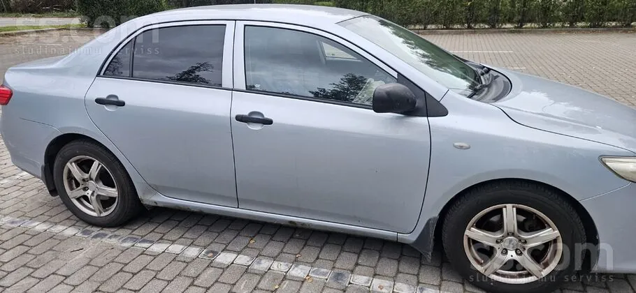 Toyota Corolla 2010 photo 3
