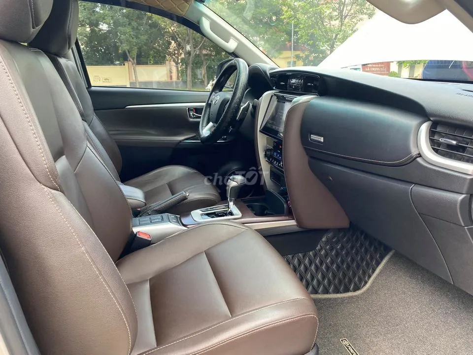 Toyota Fortuner 2018 photo 5