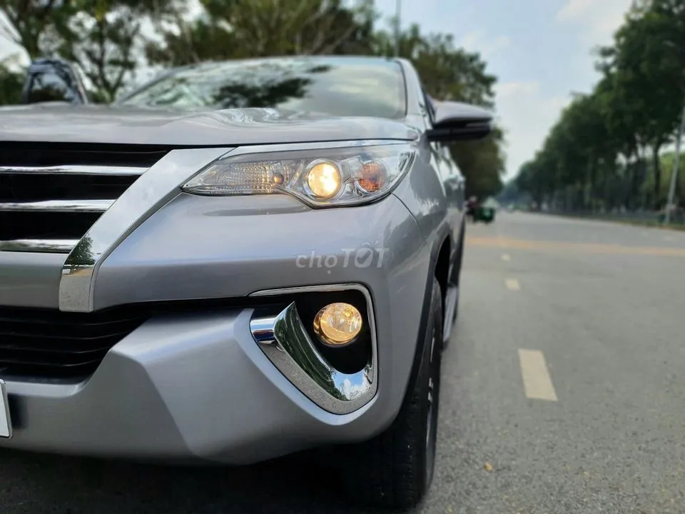 Toyota Fortuner 2018 photo 4