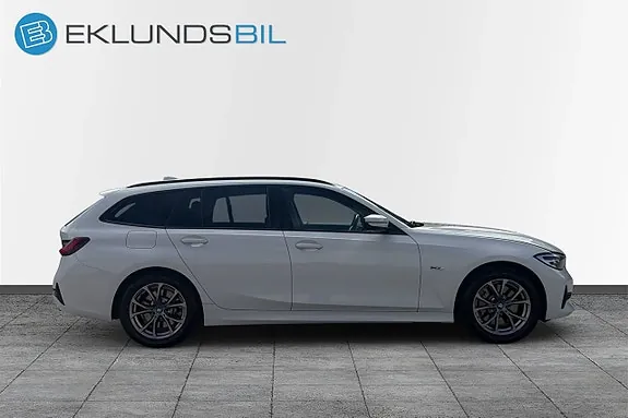 BMW 330E 2022 photo 5