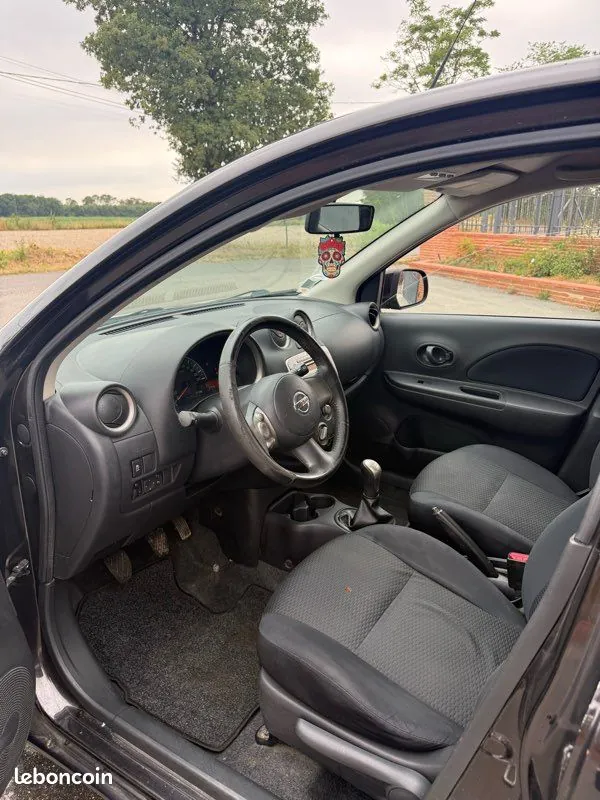 Nissan Micra 2012 photo 5