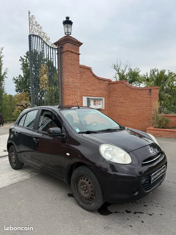 Nissan Micra 2012 photo 2