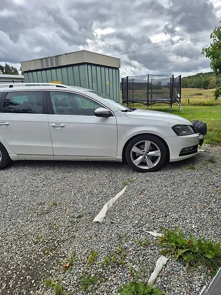 Volkswagen Passat 2012 photo 4