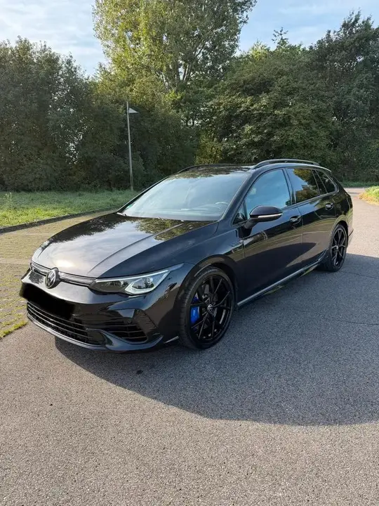 Volkswagen Golf R Variant