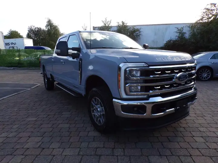 Ford F250 2026 photo 4