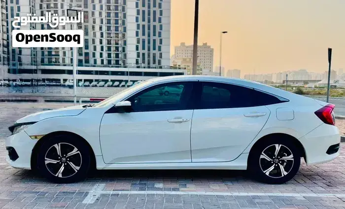 Honda Civic 2017 photo 2