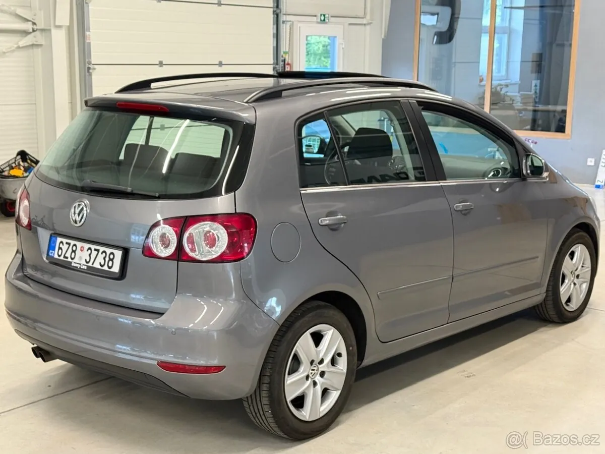 Volkswagen Golf Plus 2010 photo 2