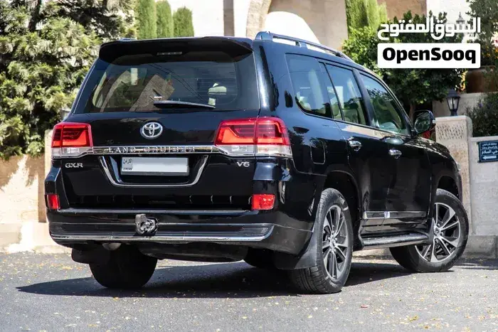 Toyota Land Cruiser Gxr 2017 photo 3