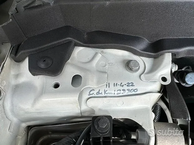 Land Rover Freelander 2011 photo 4