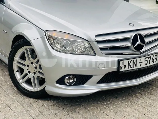Mercedes-Benz C180 2009 photo 2