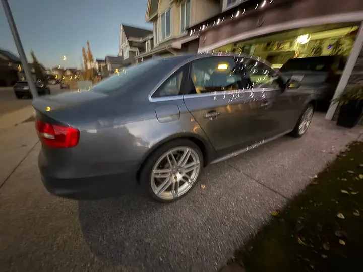 Audi A4 2015 photo 2