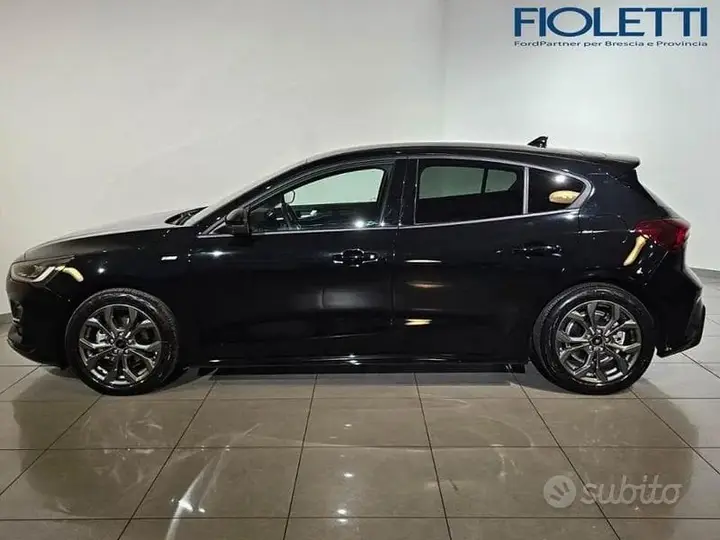 Ford Focus 2026 photo 4