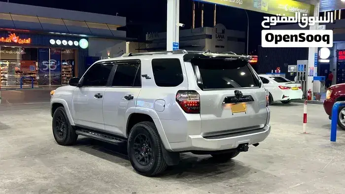 Toyota 4Runner 2021 photo 3