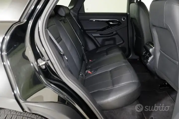 Land Rover Evoque 2022 photo 5