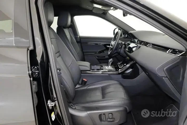 Land Rover Evoque 2022 photo 3