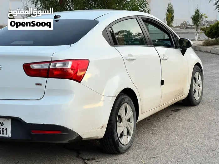 Kia Rio 2013 photo 3