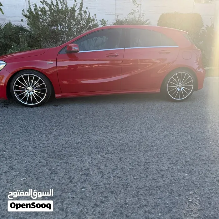 Mercedes-Benz A250 2017 photo 4