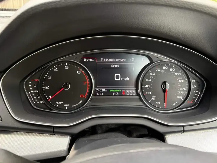 Audi Q5 photo 4