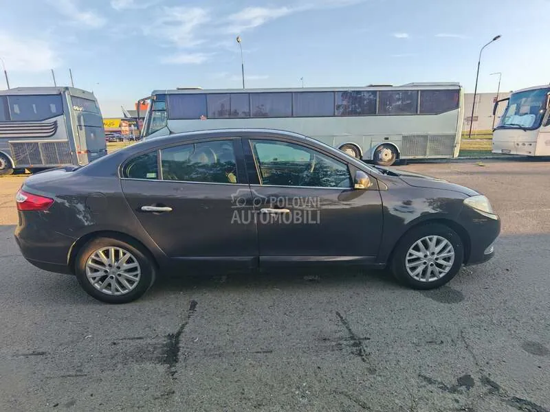 Renault Fluence 2013 photo 4
