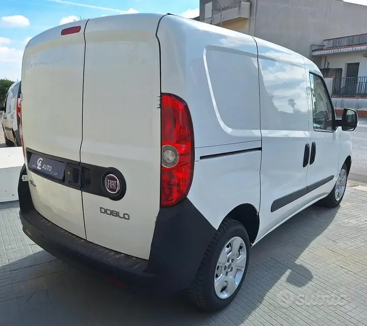 Fiat Doblò 2012 photo 5