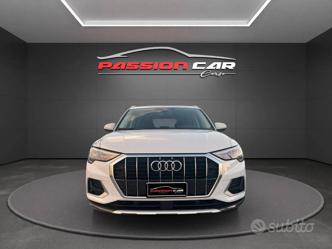 Audi Q3 2021 photo 2