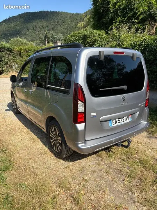 Peugeot Partner Tepee 2016 photo 4
