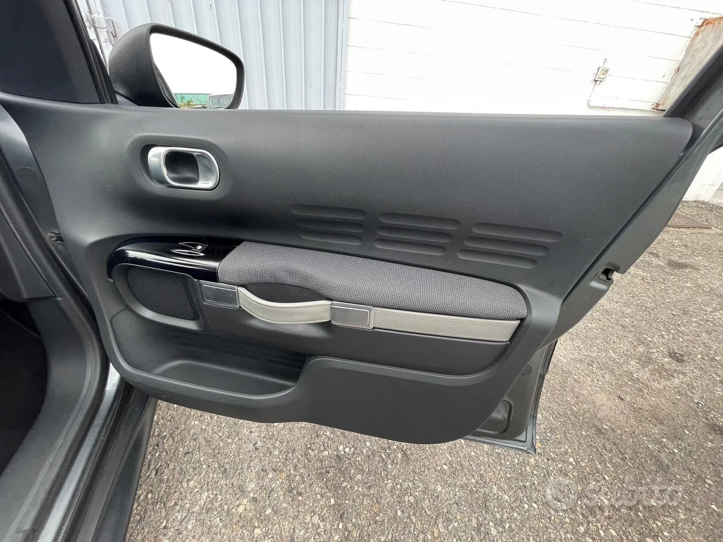 Citroen C4 Cactus 2015 photo 3