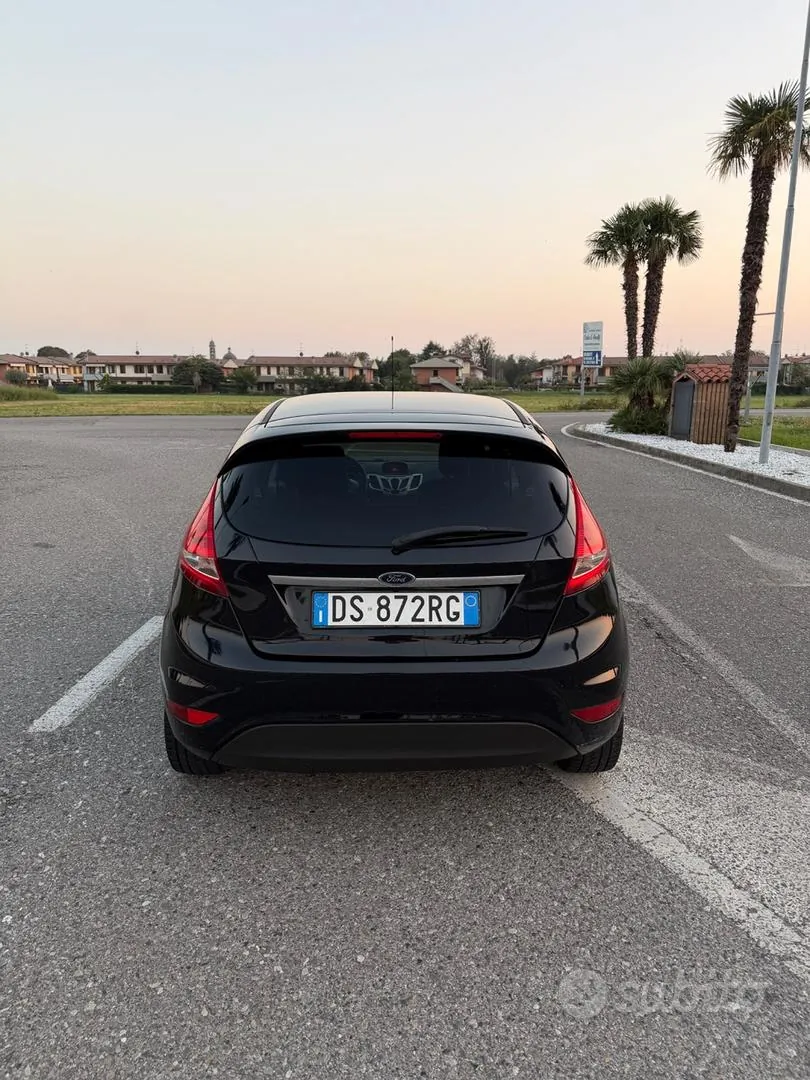 Ford Fiesta 2009 photo 5