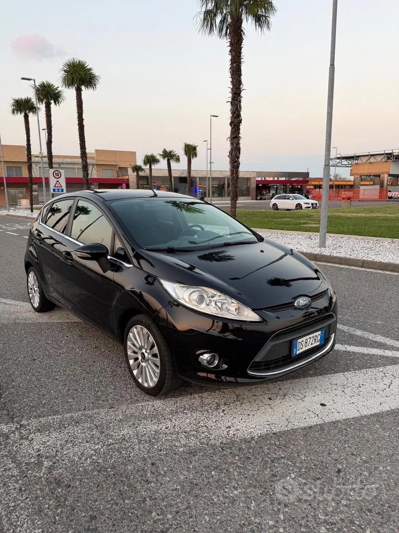 Ford Fiesta 2009 photo 3