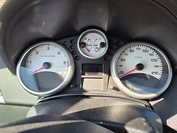 Peugeot 207 2009 photo 4