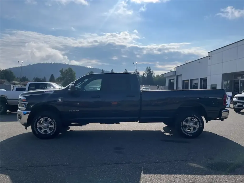 Ram 3500 2026 photo 2