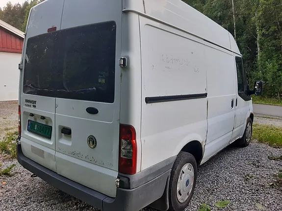 Ford Transit 300S Van 2007 photo 2