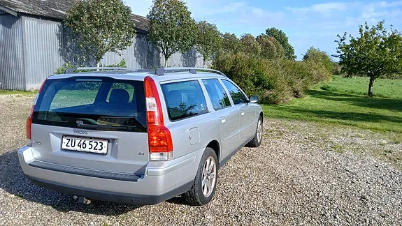 Volvo V70 2006 photo 4