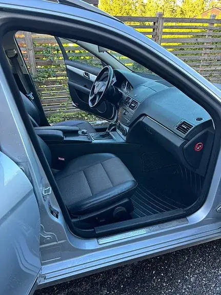 Mercedes-Benz C180 2008 photo 3