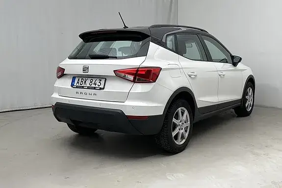Seat Arona 2019 photo 4