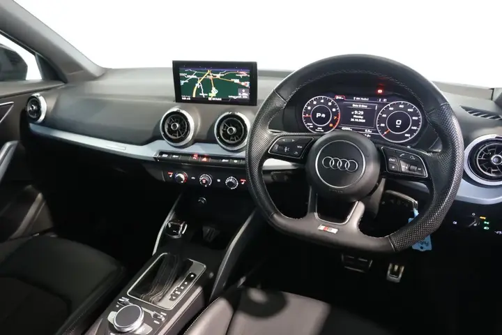 Audi Q2 2021 photo 5