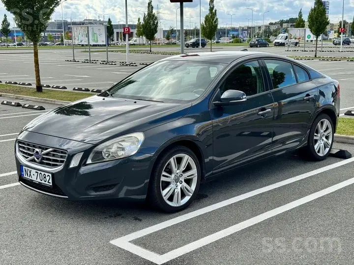 Volvo S60 2012 photo 5