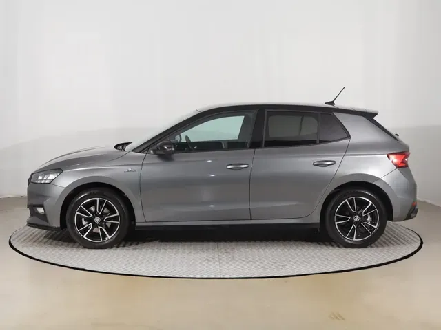 Skoda Fabia 2025 photo 2
