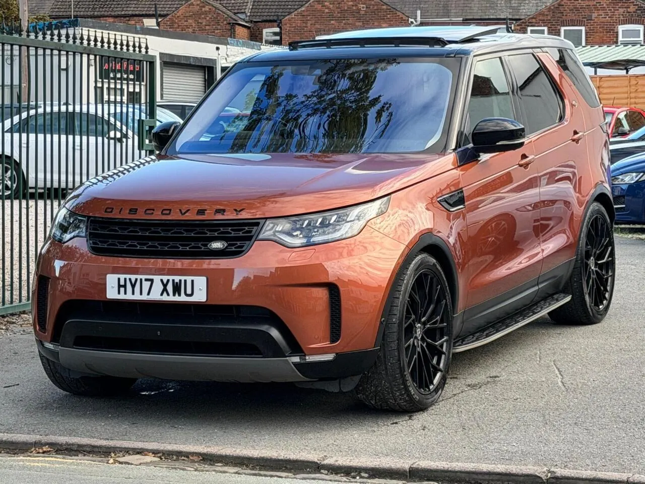 Land Rover Discovery 2017 photo 3