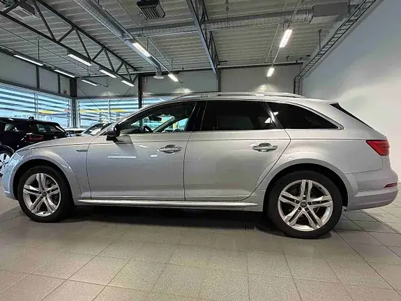 Audi A4 Allroad 2017 photo 4