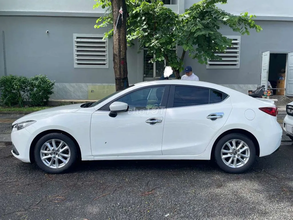 Mazda 3 2017 photo 4