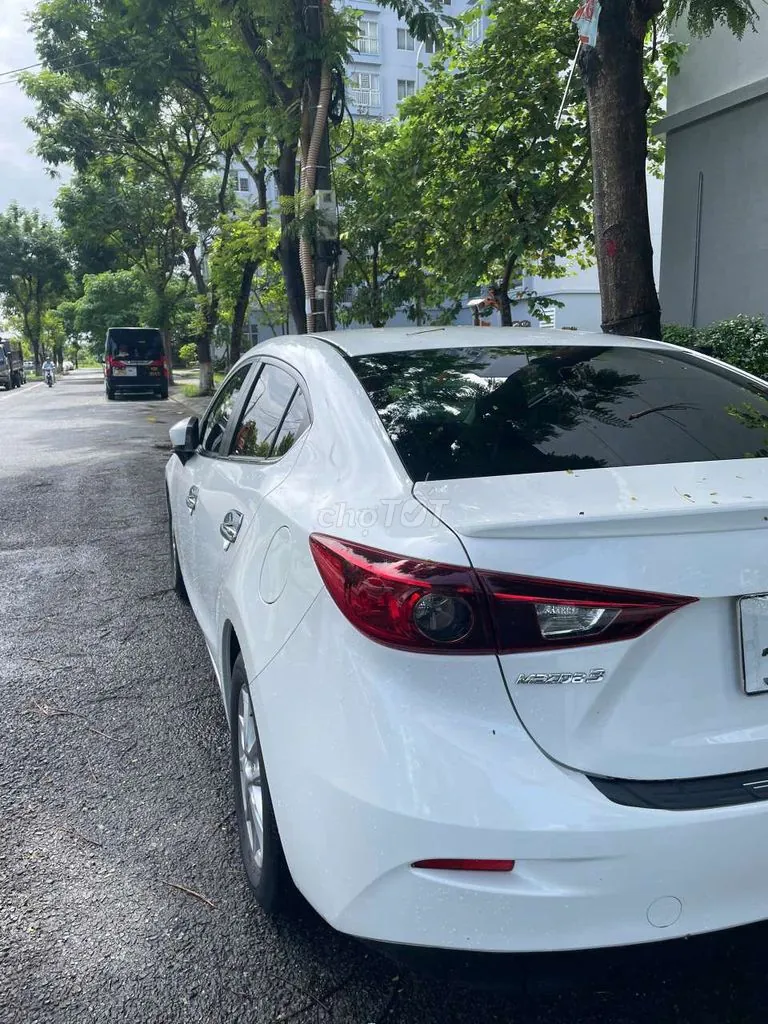 Mazda 3 2017 photo 3